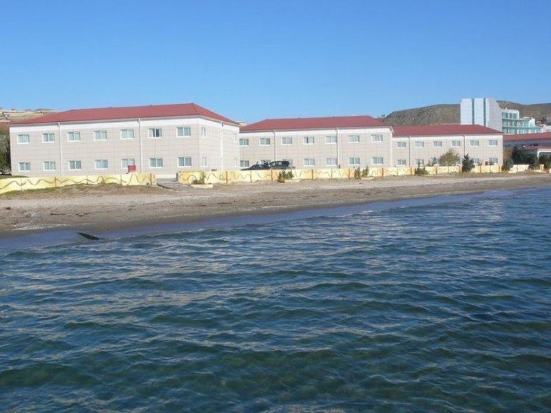 The Crescent Beach Hotel Baku Exterior photo